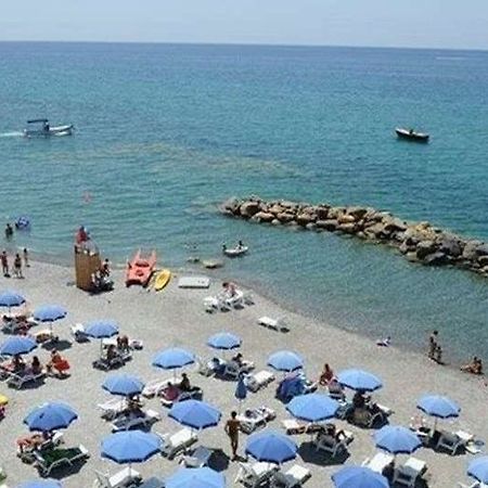 Villaggio Club La Maree Pisciotta Eksteriør billede